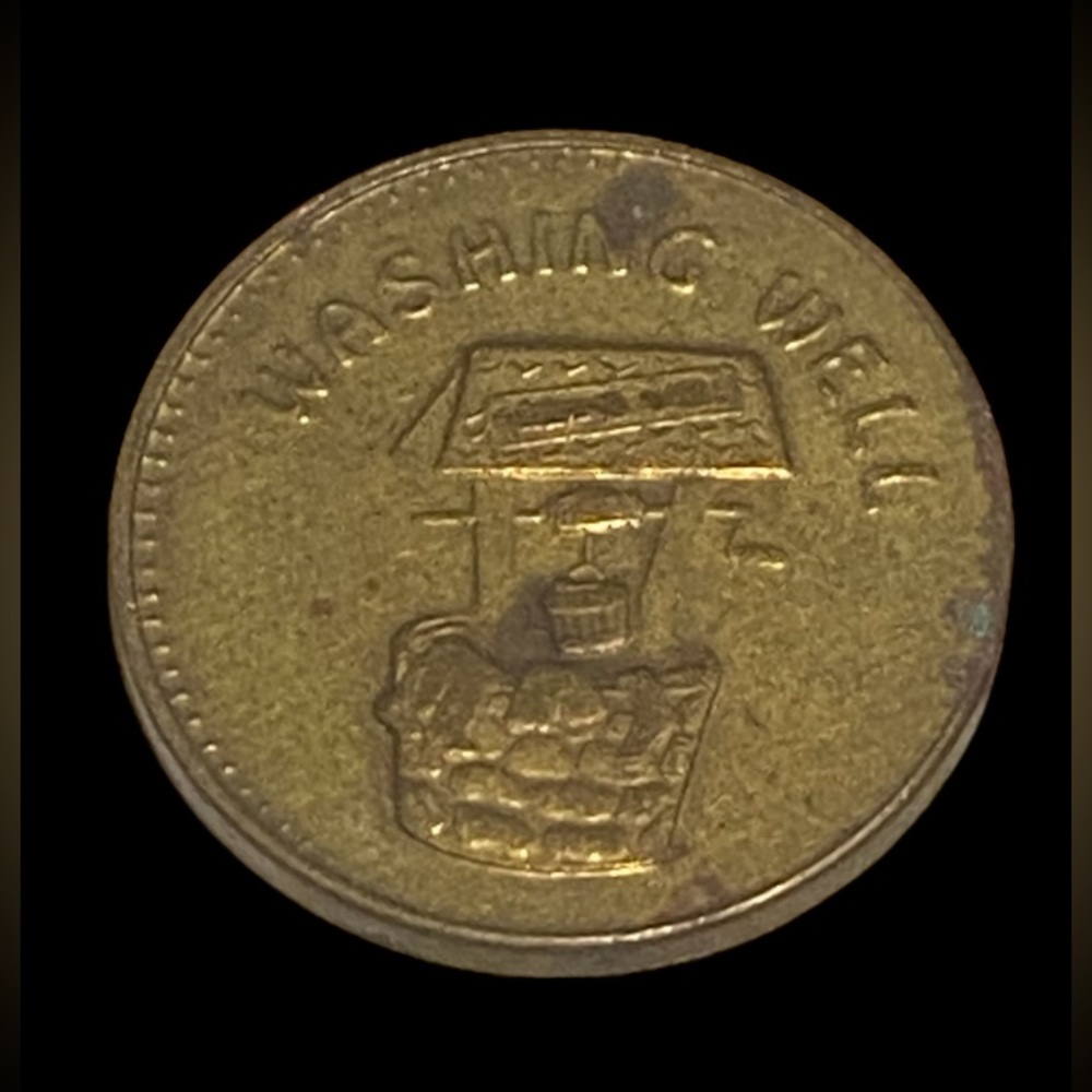 Vintage Laundry Washing Well Token #9052